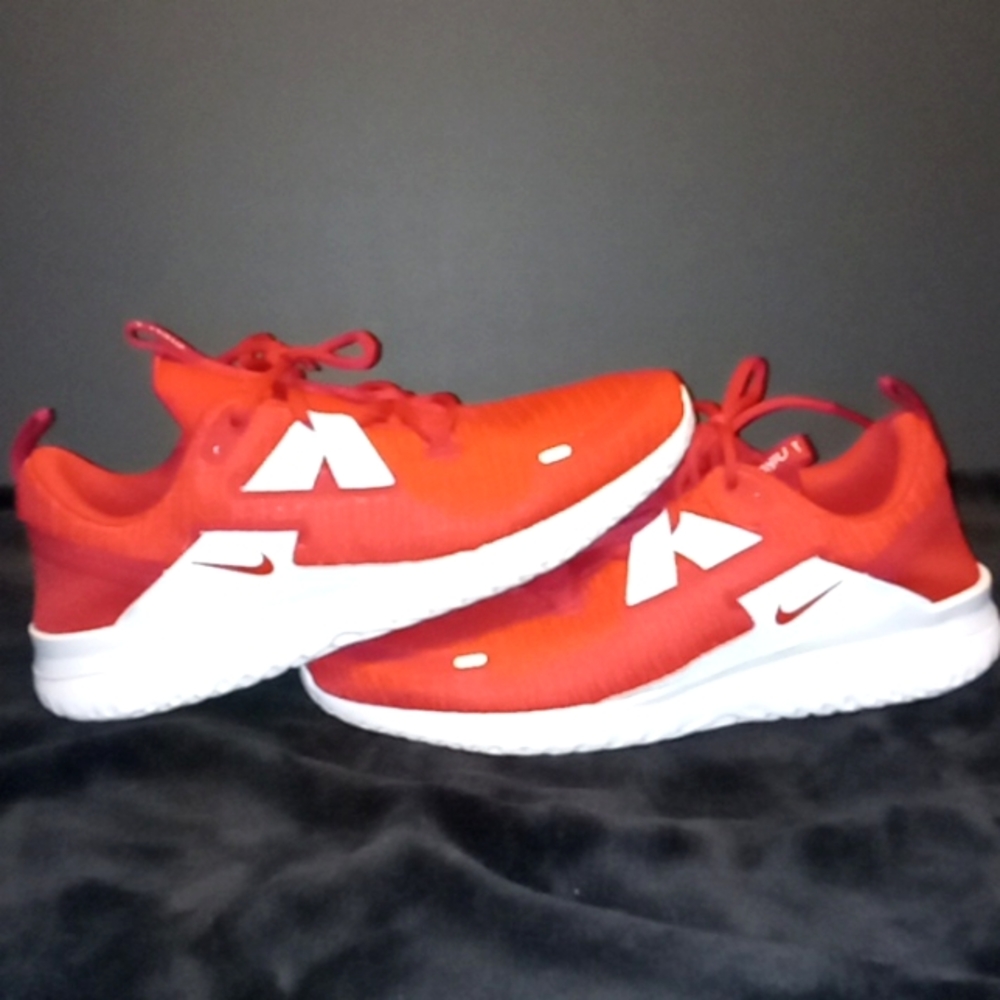 Nike Renew Arena size 11 University Red